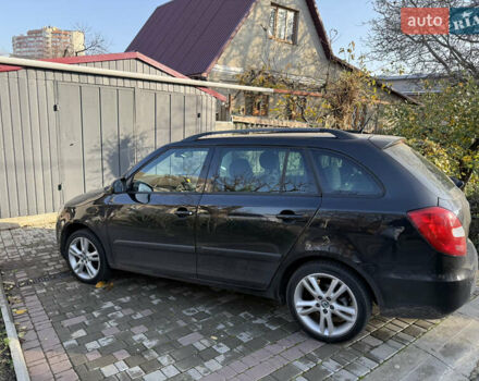 Черный Шкода Фабия, объемом двигателя 1.6 л и пробегом 200 тыс. км за 6900 $, фото 5 на Automoto.ua