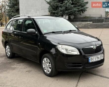 Черный Шкода Фабия, объемом двигателя 1.2 л и пробегом 225 тыс. км за 3250 $, фото 12 на Automoto.ua