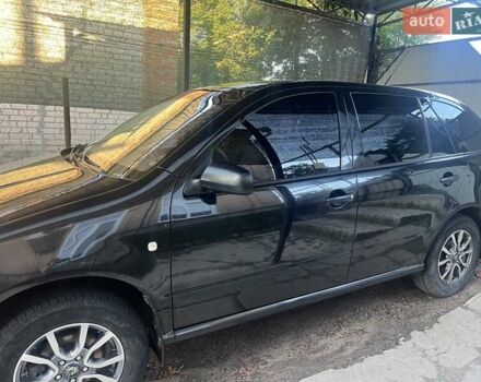 Черный Шкода Фабия, объемом двигателя 1.2 л и пробегом 183 тыс. км за 6000 $, фото 8 на Automoto.ua