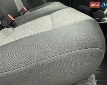 Черный Шкода Фабия, объемом двигателя 1.2 л и пробегом 225 тыс. км за 3250 $, фото 34 на Automoto.ua