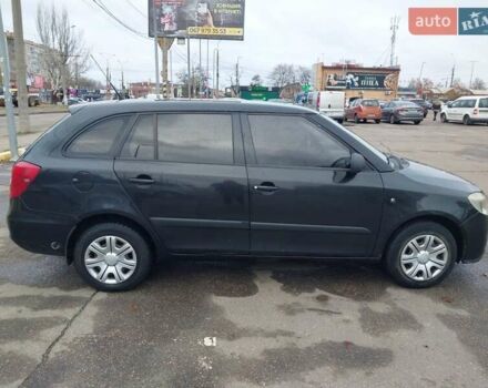 Черный Шкода Фабия, объемом двигателя 1.39 л и пробегом 346 тыс. км за 3500 $, фото 1 на Automoto.ua