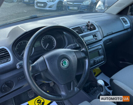 Черный Шкода Фабия, объемом двигателя 1.4 л и пробегом 190 тыс. км за 5400 $, фото 9 на Automoto.ua