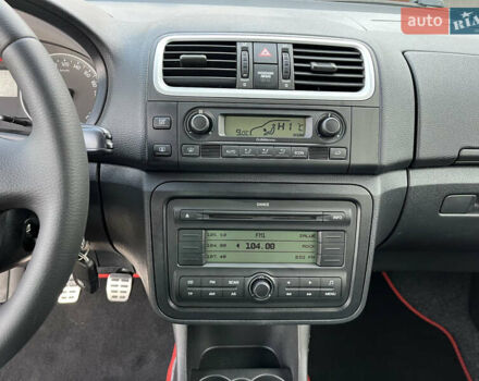 Шкода Фабия 2008 в Калуше на Automoto.ua Черный Шкода Фабия, объемом двигателя 1.6 л и пробегом 203 тыс. км за 5850 $, фото 45 на Automoto.ua