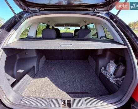 Черный Шкода Фабия, объемом двигателя 1.39 л и пробегом 250 тыс. км за 5900 $, фото 24 на Automoto.ua