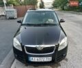 Черный Шкода Фабия, объемом двигателя 1.4 л и пробегом 230 тыс. км за 4900 $, фото 1 на Automoto.ua
