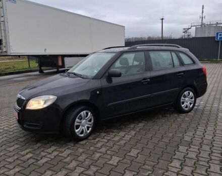 Чорний Шкода Фабія, об'ємом двигуна 1.4 л та пробігом 227 тис. км за 5250 $, фото 1 на Automoto.ua