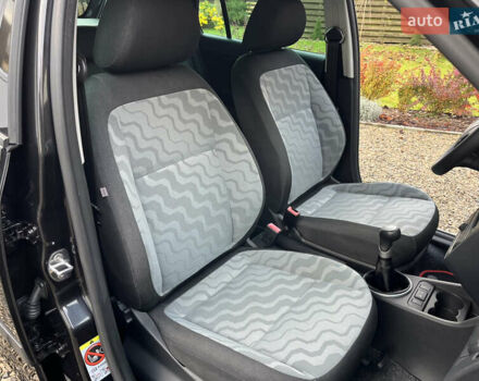 Шкода Фабия 2008 в Калуше на Automoto.ua Черный Шкода Фабия, объемом двигателя 1.6 л и пробегом 203 тыс. км за 5850 $, фото 56 на Automoto.ua