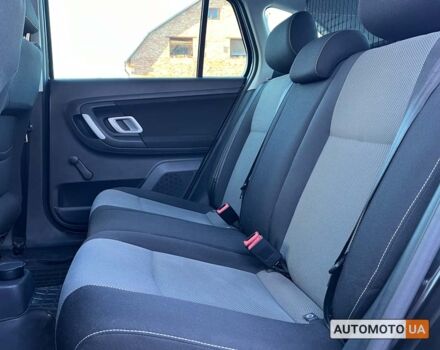 Черный Шкода Фабия, объемом двигателя 1.4 л и пробегом 190 тыс. км за 5400 $, фото 13 на Automoto.ua