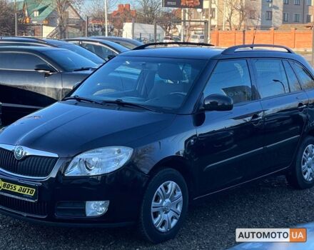Черный Шкода Фабия, объемом двигателя 1.4 л и пробегом 190 тыс. км за 5400 $, фото 2 на Automoto.ua