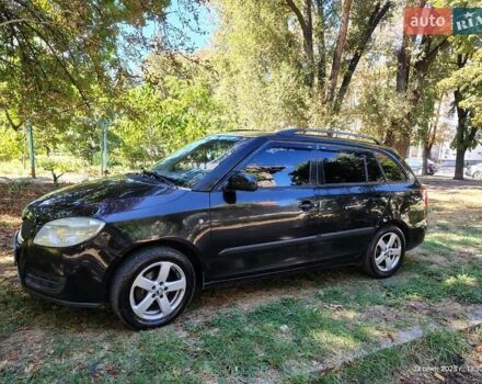 Чорний Шкода Фабія, об'ємом двигуна 1.39 л та пробігом 220 тис. км за 5800 $, фото 1 на Automoto.ua
