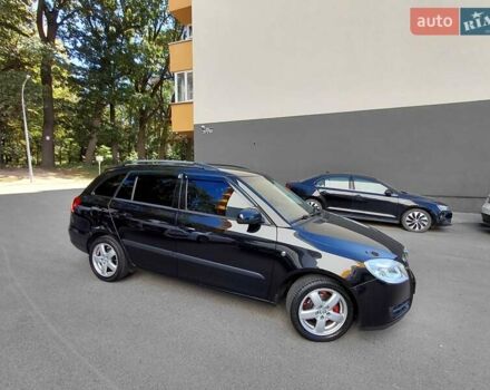Черный Шкода Фабия, объемом двигателя 1.4 л и пробегом 233 тыс. км за 5300 $, фото 8 на Automoto.ua