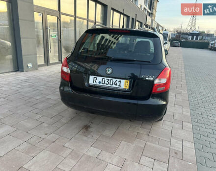 Черный Шкода Фабия, объемом двигателя 1.39 л и пробегом 222 тыс. км за 4750 $, фото 8 на Automoto.ua