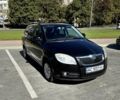 Черный Шкода Фабия, объемом двигателя 1.39 л и пробегом 287 тыс. км за 5000 $, фото 1 на Automoto.ua