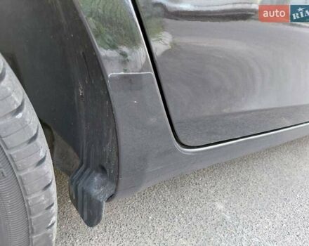 Черный Шкода Фабия, объемом двигателя 1.4 л и пробегом 233 тыс. км за 5300 $, фото 26 на Automoto.ua