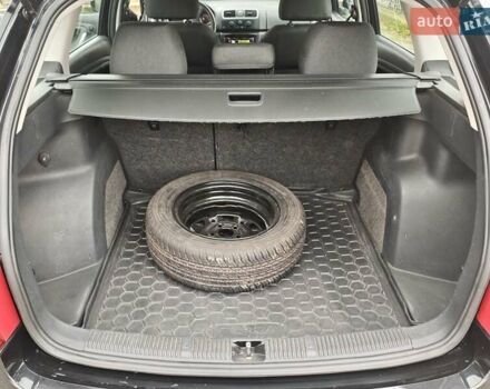 Черный Шкода Фабия, объемом двигателя 1.39 л и пробегом 242 тыс. км за 4850 $, фото 24 на Automoto.ua