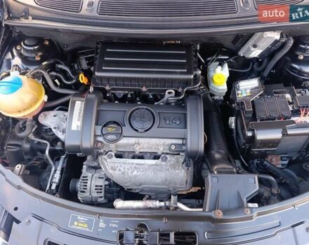 Черный Шкода Фабия, объемом двигателя 1.4 л и пробегом 219 тыс. км за 5999 $, фото 13 на Automoto.ua