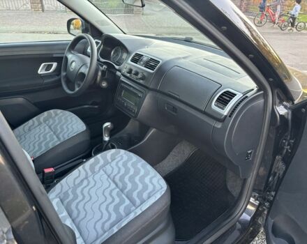 Чорний Шкода Фабія, об'ємом двигуна 1.2 л та пробігом 167 тис. км за 5950 $, фото 8 на Automoto.ua