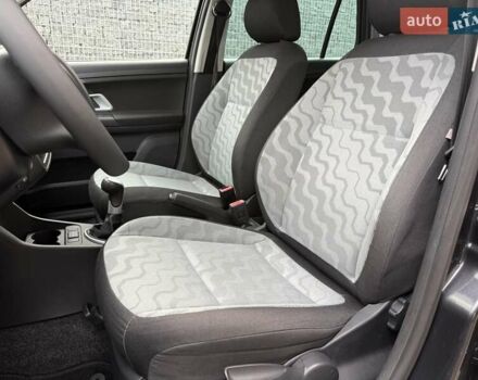 Чорний Шкода Фабія, об'ємом двигуна 1.39 л та пробігом 195 тис. км за 5450 $, фото 37 на Automoto.ua