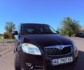 Черный Шкода Фабия, объемом двигателя 1.39 л и пробегом 250 тыс. км за 5900 $, фото 1 на Automoto.ua