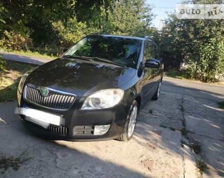 Черный Шкода Фабия, объемом двигателя 1.6 л и пробегом 171 тыс. км за 6900 $, фото 2 на Automoto.ua