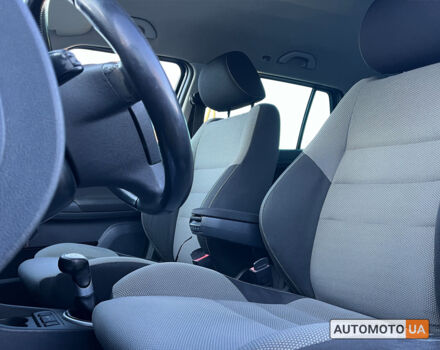 Черный Шкода Фабия, объемом двигателя 1.4 л и пробегом 190 тыс. км за 5400 $, фото 8 на Automoto.ua