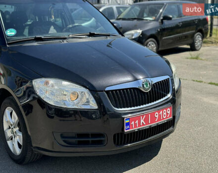 Черный Шкода Фабия, объемом двигателя 1.4 л и пробегом 202 тыс. км за 5700 $, фото 8 на Automoto.ua