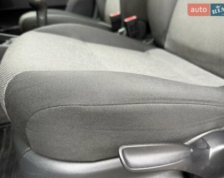 Черный Шкода Фабия, объемом двигателя 1.2 л и пробегом 225 тыс. км за 3250 $, фото 41 на Automoto.ua