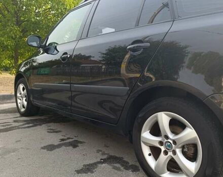 Чорний Шкода Фабія, об'ємом двигуна 1.39 л та пробігом 225 тис. км за 5800 $, фото 4 на Automoto.ua