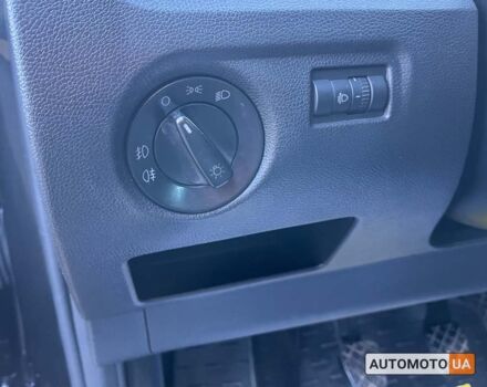 Черный Шкода Фабия, объемом двигателя 1.4 л и пробегом 190 тыс. км за 5400 $, фото 7 на Automoto.ua