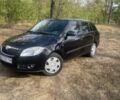Черный Шкода Фабия, объемом двигателя 1.2 л и пробегом 250 тыс. км за 4400 $, фото 1 на Automoto.ua