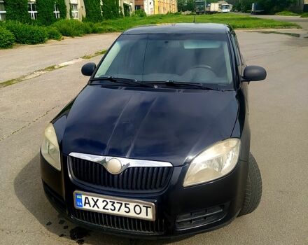 Черный Шкода Фабия, объемом двигателя 1.2 л и пробегом 240 тыс. км за 3100 $, фото 1 на Automoto.ua