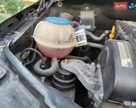 Черный Шкода Фабия, объемом двигателя 1.4 л и пробегом 233 тыс. км за 5300 $, фото 30 на Automoto.ua