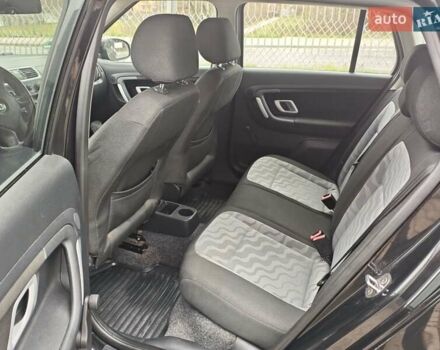 Черный Шкода Фабия, объемом двигателя 1.39 л и пробегом 242 тыс. км за 4850 $, фото 17 на Automoto.ua