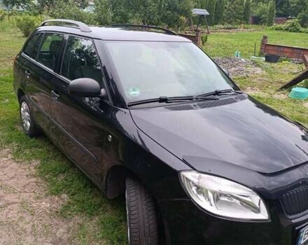 Черный Шкода Фабия, объемом двигателя 1.2 л и пробегом 225 тыс. км за 5300 $, фото 1 на Automoto.ua