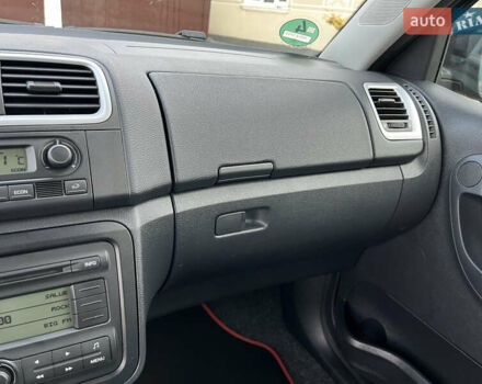 Шкода Фабия 2008 в Калуше на Automoto.ua Черный Шкода Фабия, объемом двигателя 1.6 л и пробегом 203 тыс. км за 5850 $, фото 46 на Automoto.ua