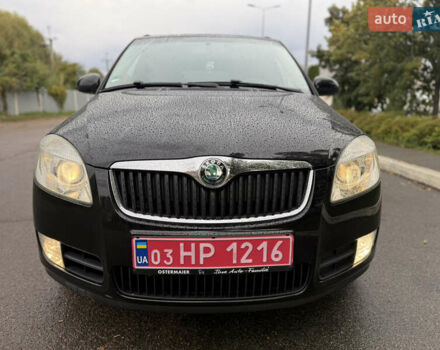 Черный Шкода Фабия, объемом двигателя 1.6 л и пробегом 238 тыс. км за 6800 $, фото 8 на Automoto.ua