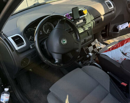 Черный Шкода Фабия, объемом двигателя 1.6 л и пробегом 200 тыс. км за 6900 $, фото 9 на Automoto.ua