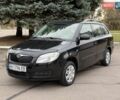 Черный Шкода Фабия, объемом двигателя 1.2 л и пробегом 225 тыс. км за 3250 $, фото 1 на Automoto.ua