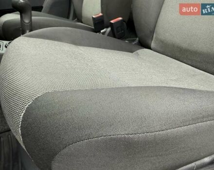 Черный Шкода Фабия, объемом двигателя 1.2 л и пробегом 225 тыс. км за 3250 $, фото 42 на Automoto.ua