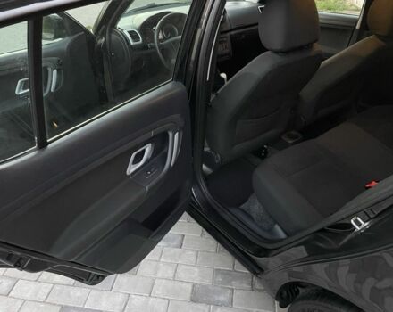 Черный Шкода Фабия, объемом двигателя 1.6 л и пробегом 197 тыс. км за 6500 $, фото 2 на Automoto.ua