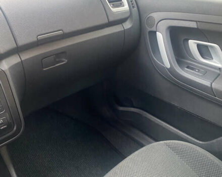 Черный Шкода Фабия, объемом двигателя 1.6 л и пробегом 172 тыс. км за 5950 $, фото 12 на Automoto.ua