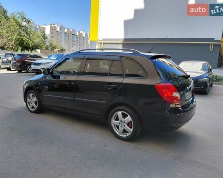 Черный Шкода Фабия, объемом двигателя 1.4 л и пробегом 233 тыс. км за 5300 $, фото 11 на Automoto.ua