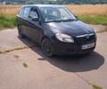 Черный Шкода Фабия, объемом двигателя 1.2 л и пробегом 227 тыс. км за 4200 $, фото 1 на Automoto.ua