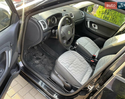 Чорний Шкода Фабія, об'ємом двигуна 1.4 л та пробігом 197 тис. км за 5750 $, фото 9 на Automoto.ua