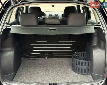 Черный Шкода Фабия, объемом двигателя 1.2 л и пробегом 225 тыс. км за 3250 $, фото 26 на Automoto.ua