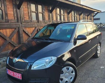 Черный Шкода Фабия, объемом двигателя 1.4 л и пробегом 227 тыс. км за 5450 $, фото 1 на Automoto.ua