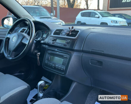 Черный Шкода Фабия, объемом двигателя 1.4 л и пробегом 190 тыс. км за 5400 $, фото 20 на Automoto.ua