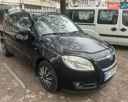 Черный Шкода Фабия, объемом двигателя 1.42 л и пробегом 206 тыс. км за 3600 $, фото 3 на Automoto.ua
