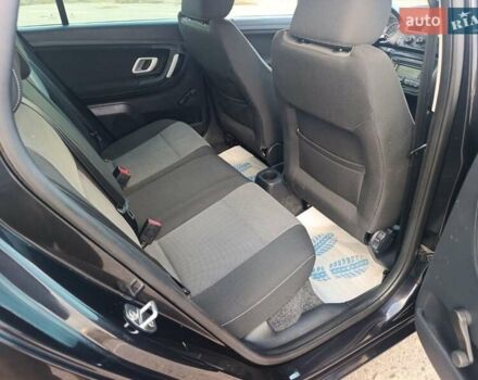 Черный Шкода Фабия, объемом двигателя 1.4 л и пробегом 219 тыс. км за 5999 $, фото 1 на Automoto.ua