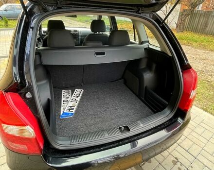 Черный Шкода Фабия, объемом двигателя 1.6 л и пробегом 185 тыс. км за 6100 $, фото 12 на Automoto.ua